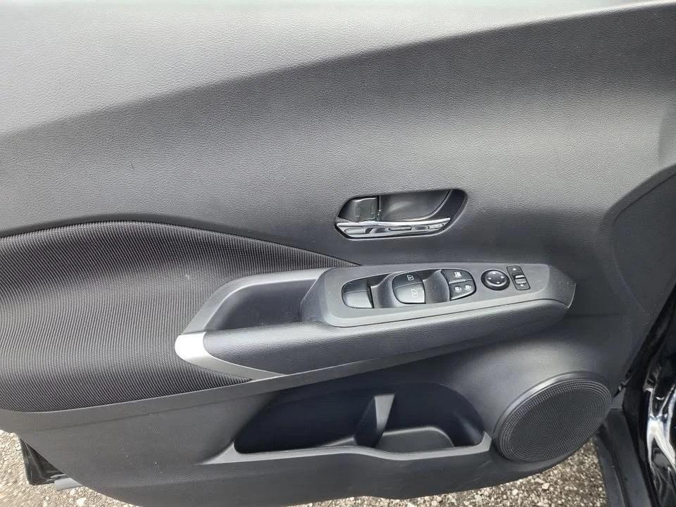 2024 Nissan Kicks - Image 12 of 20