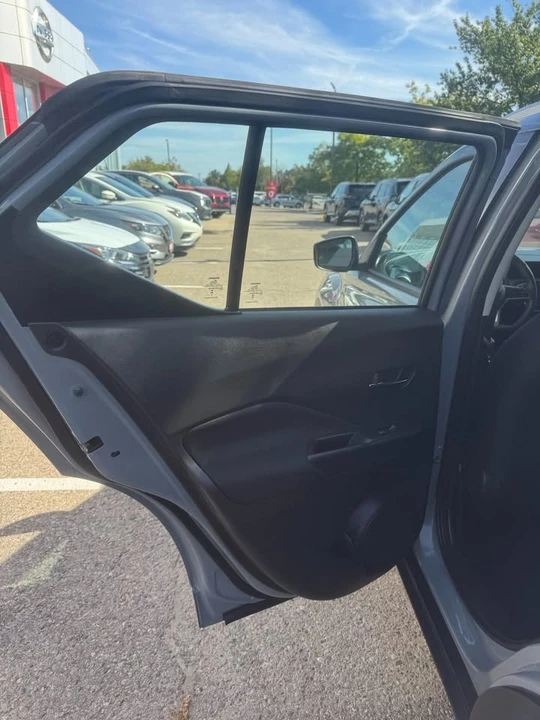 2024 Nissan Kicks - Image 15 of 17