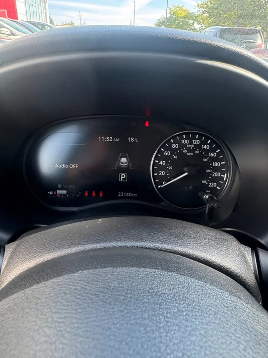 2024 Nissan Kicks - Image 10 of 17