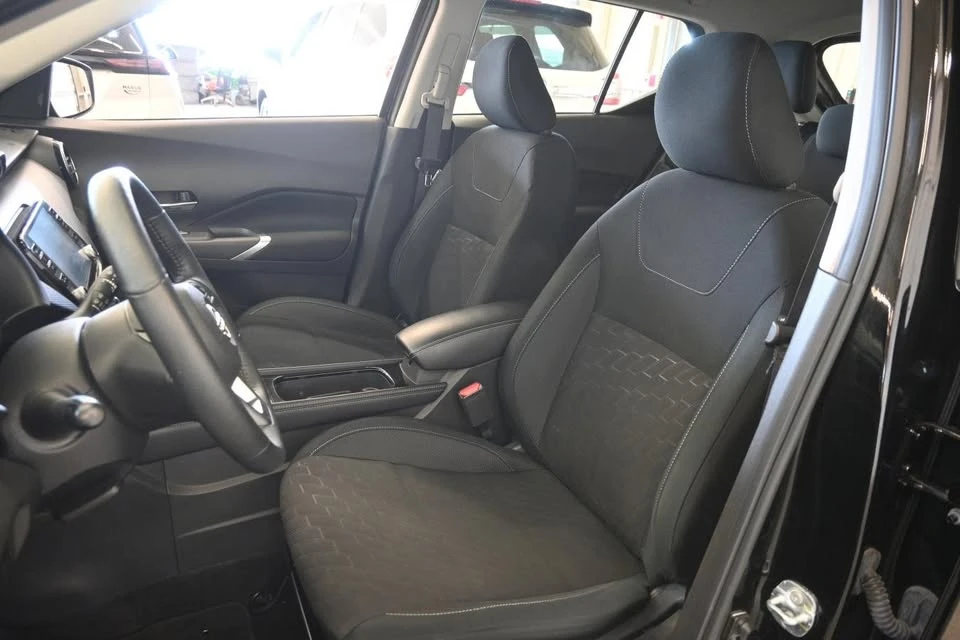 2024 Nissan Kicks - Image 16 of 20