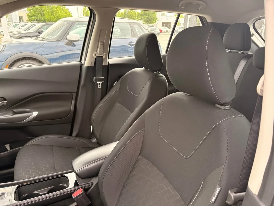2024 Nissan Kicks - Image 11 of 15