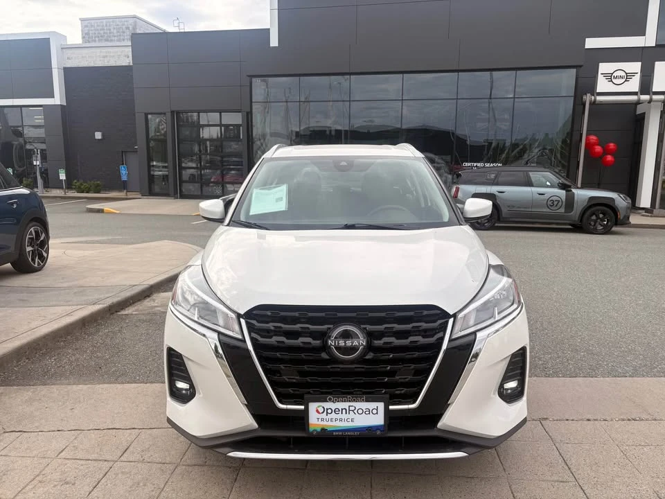 2024 Nissan Kicks - Image 2 of 15