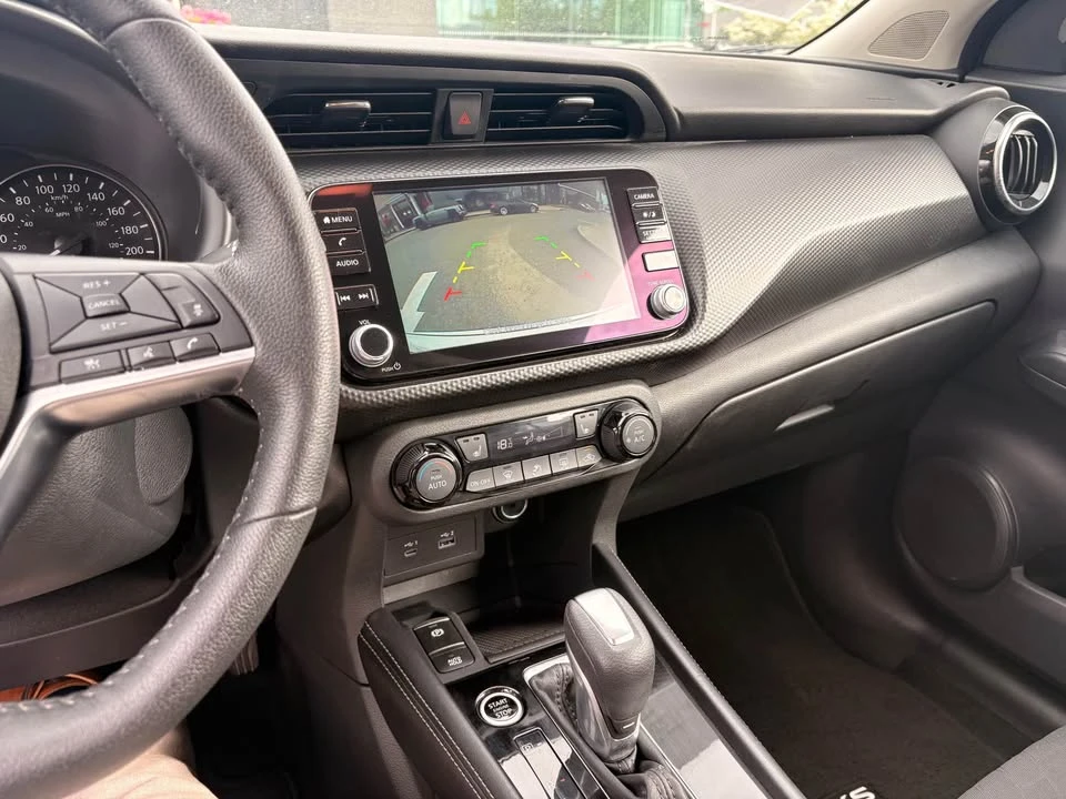 2024 Nissan Kicks - Image 13 of 15