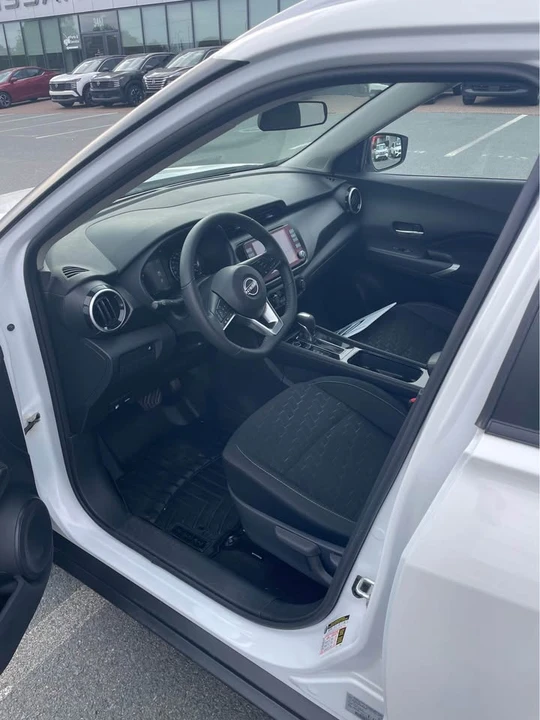 2024 Nissan Kicks - Image 6 of 11