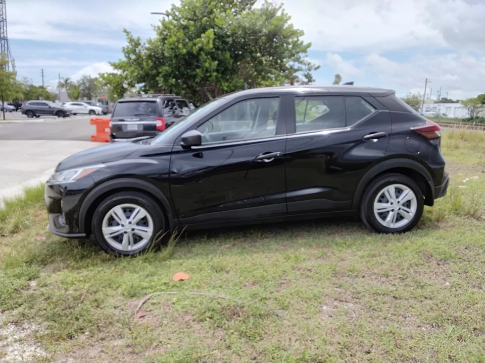 2024 Nissan Kicks - Image 6 of 14