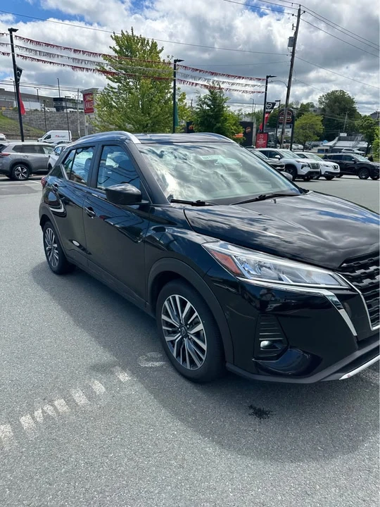 2024 Nissan Kicks - Image 12 of 15