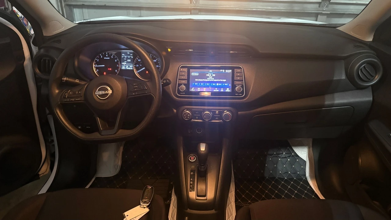 2024 Nissan Kicks - Image 15 of 20