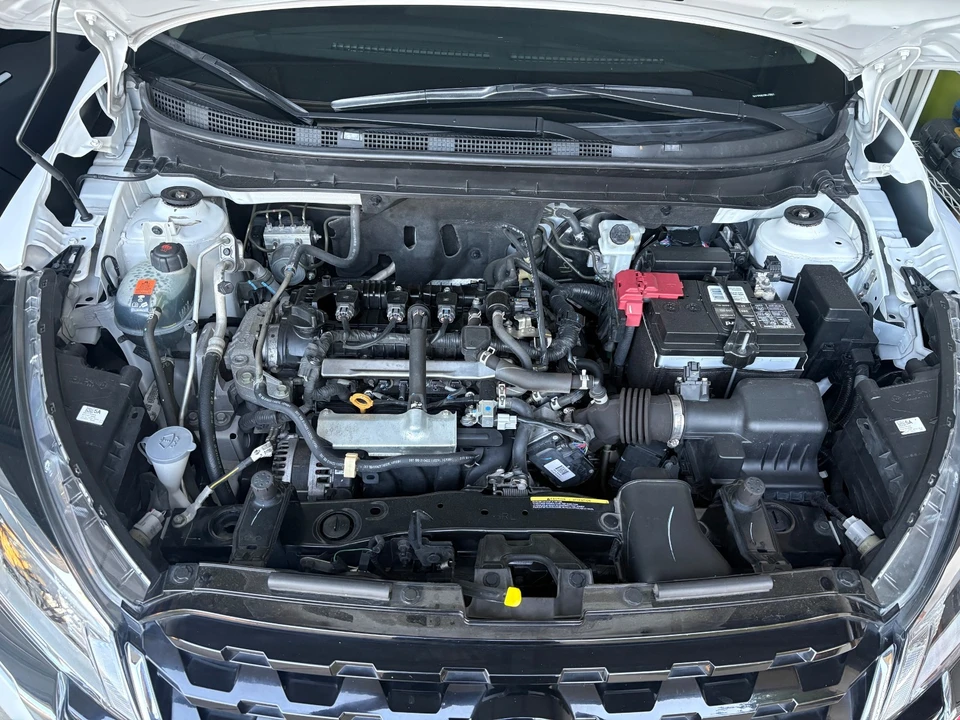 2024 Nissan Kicks - Image 14 of 20