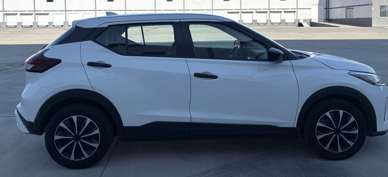2024 Nissan Kicks - Image 3 of 20