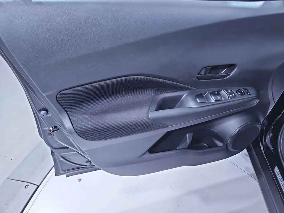 2024 Nissan Kicks - Image 12 of 12
