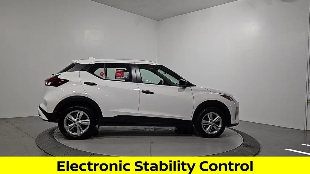 2024 Nissan Kicks - Image 8 of 12