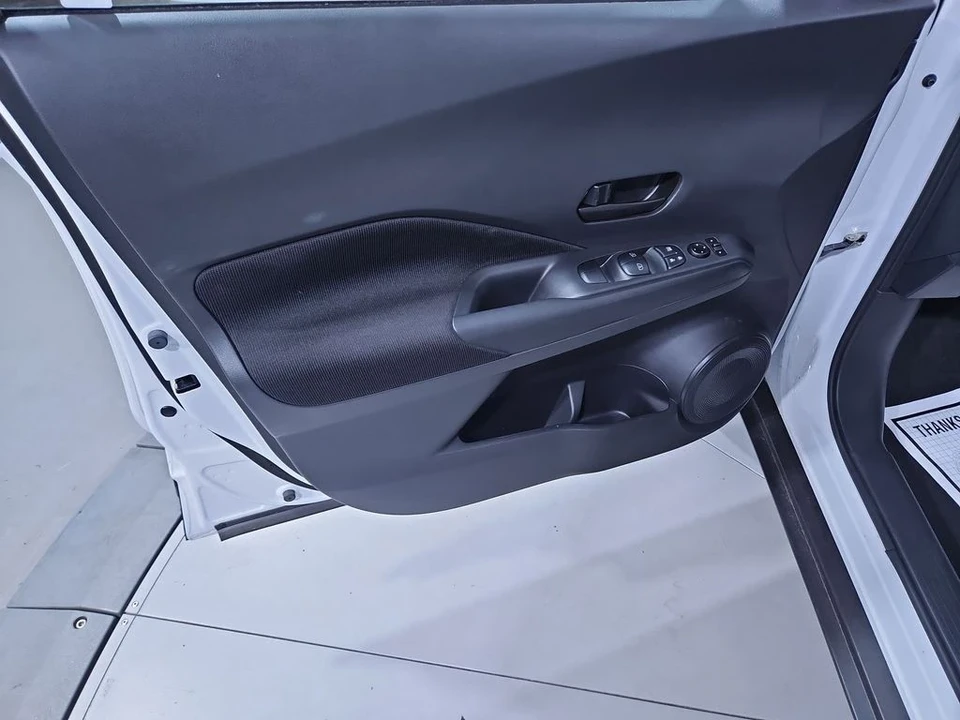 2024 Nissan Kicks - Image 12 of 12