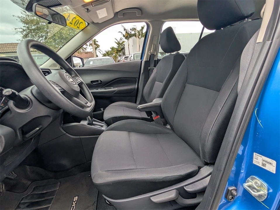 2024 Nissan Kicks - Image 10 of 12