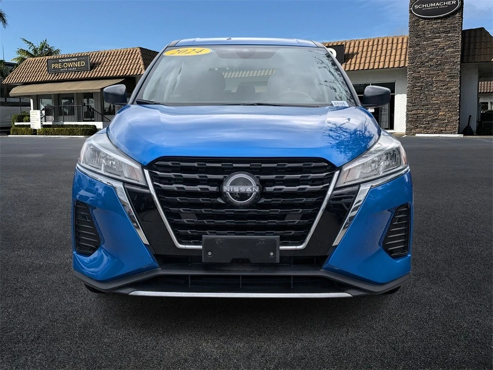 2024 Nissan Kicks - Image 2 of 12
