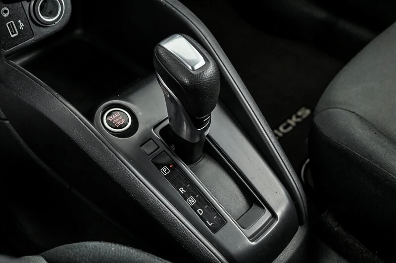 2024 Nissan Kicks - Image 25 of 26