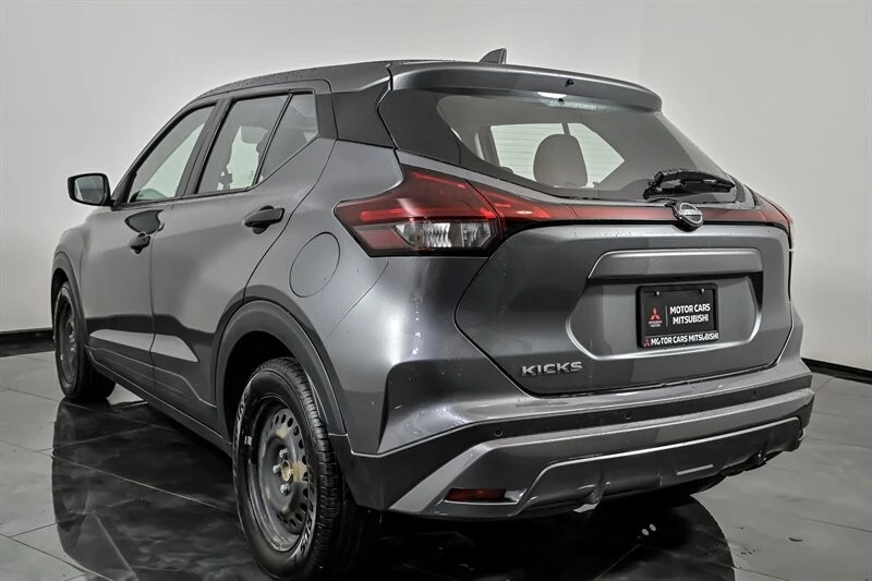 2024 Nissan Kicks - Image 7 of 26