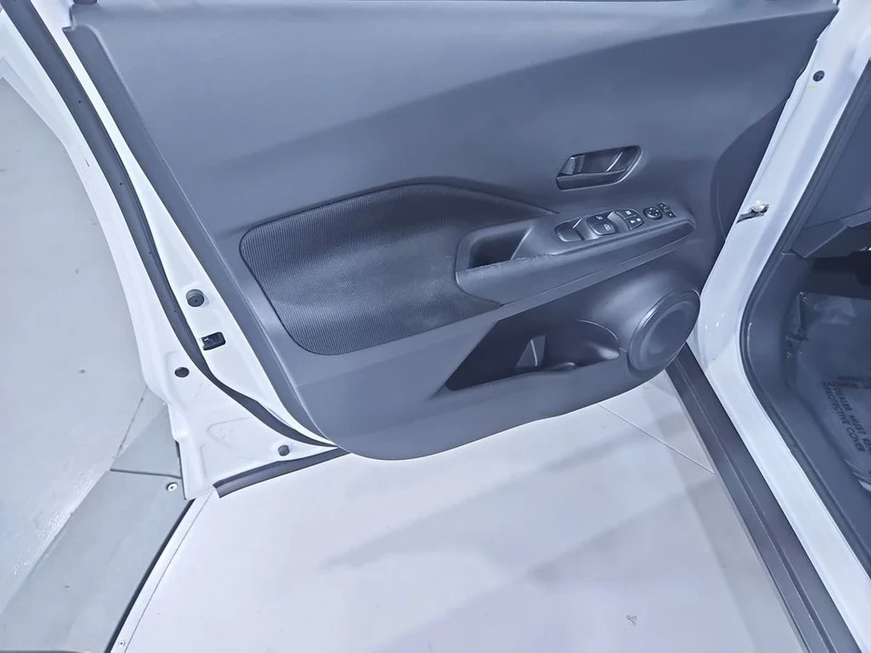 2024 Nissan Kicks - Image 12 of 12
