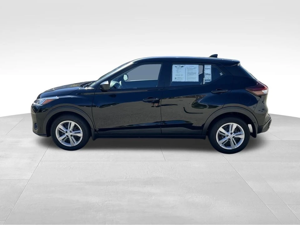 2024 Nissan Kicks - Image 2 of 12
