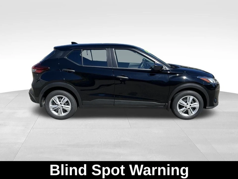 2024 Nissan Kicks - Image 7 of 12