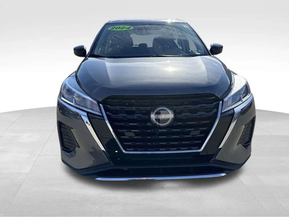 2024 Nissan Kicks - Image 10 of 12