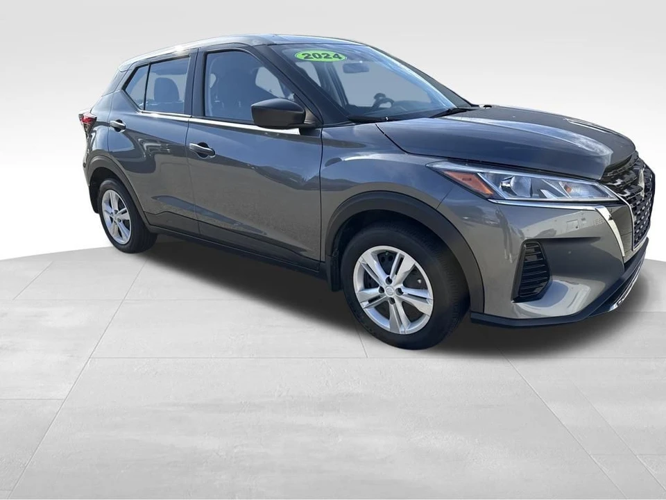 2024 Nissan Kicks - Image 9 of 12