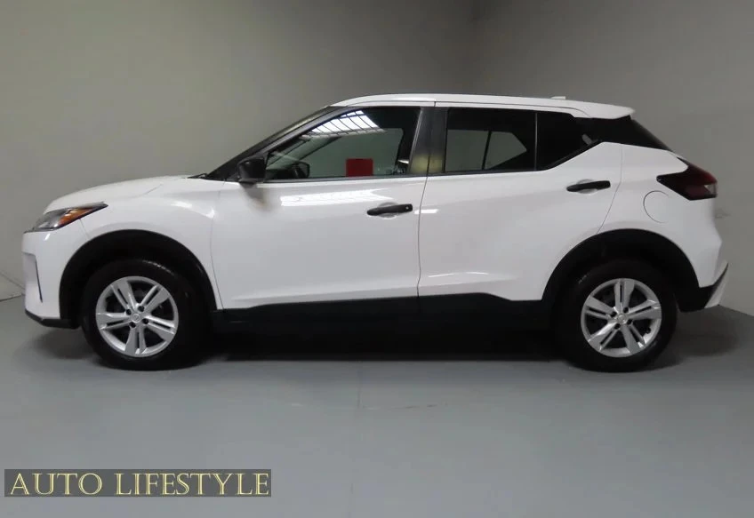 2024 Nissan Kicks - Image 5 of 31