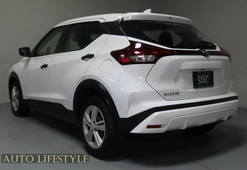 2024 Nissan Kicks - Image 7 of 31