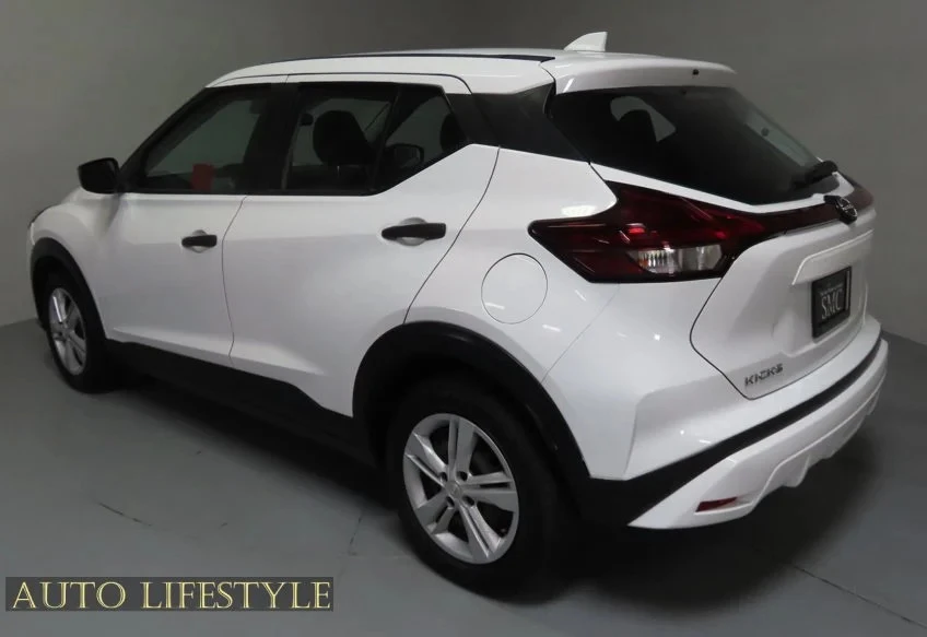 2024 Nissan Kicks - Image 9 of 31