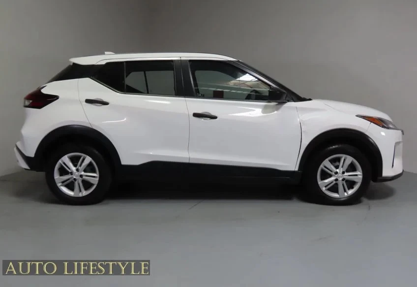 2024 Nissan Kicks - Image 6 of 31