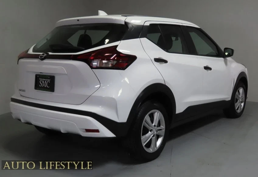 2024 Nissan Kicks - Image 8 of 31