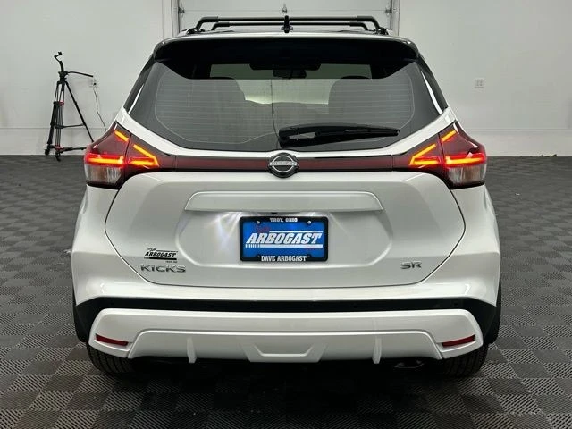 2024 Nissan Kicks - Image 11 of 12