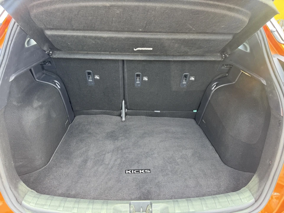 2024 Nissan Kicks - Image 18 of 23