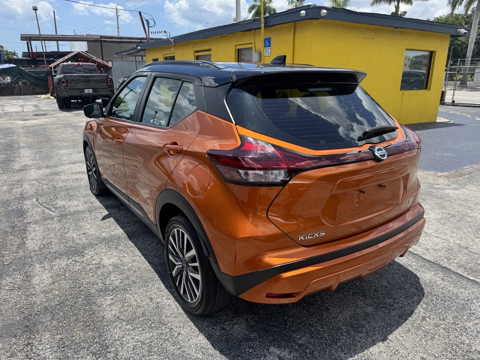 2024 Nissan Kicks - Image 12 of 23