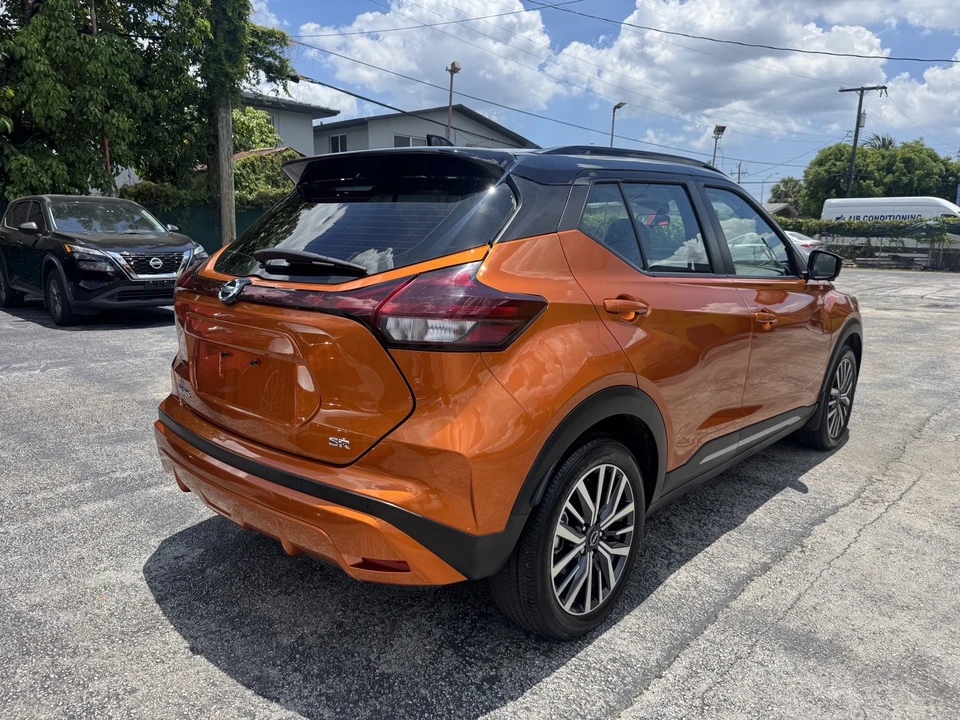 2024 Nissan Kicks - Image 9 of 23
