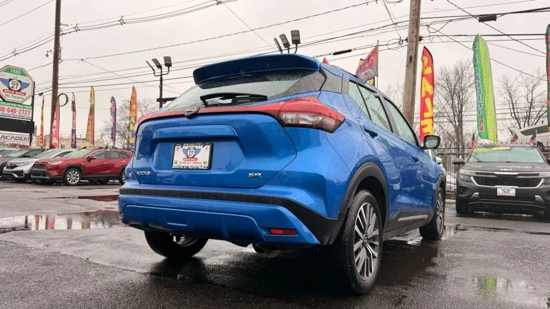 2024 Nissan Kicks - Image 9 of 12