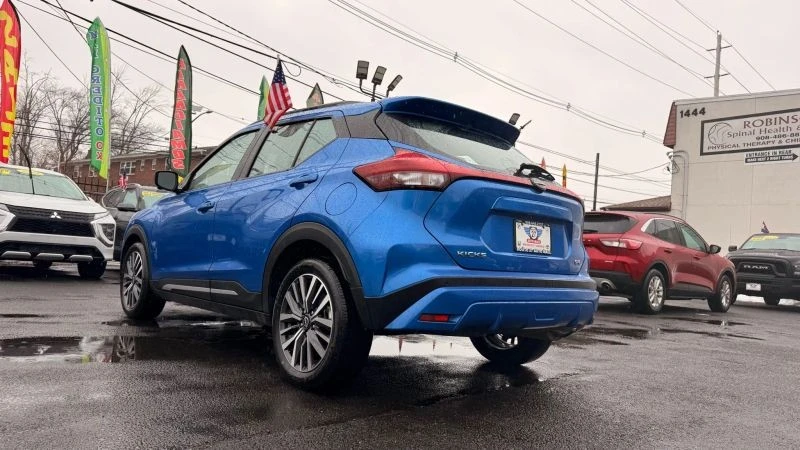 2024 Nissan Kicks - Image 8 of 12
