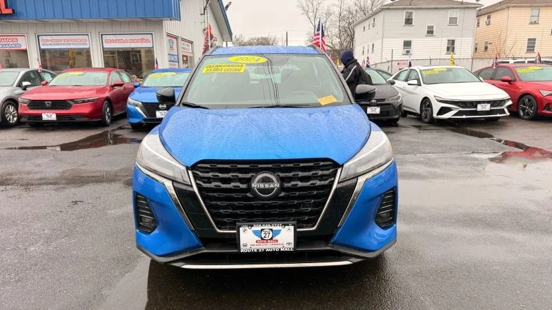 2024 Nissan Kicks - Image 3 of 12