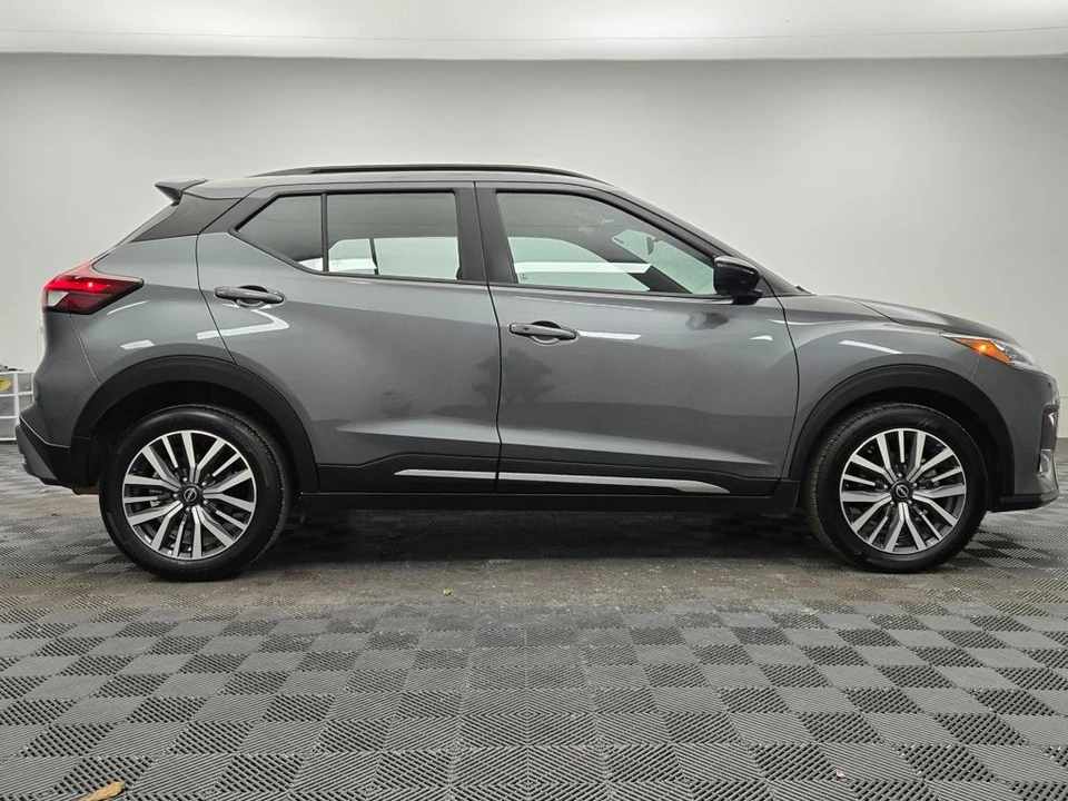 2024 Nissan Kicks - Image 5 of 12