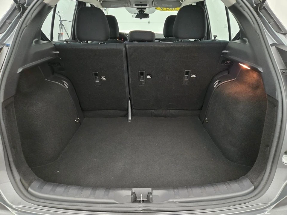 2024 Nissan Kicks - Image 8 of 12