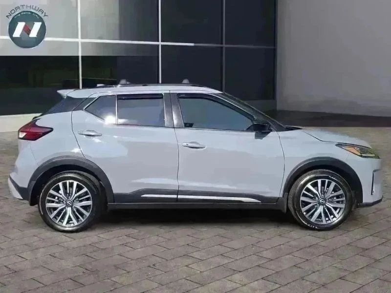 2024 Nissan Kicks - Image 6 of 12