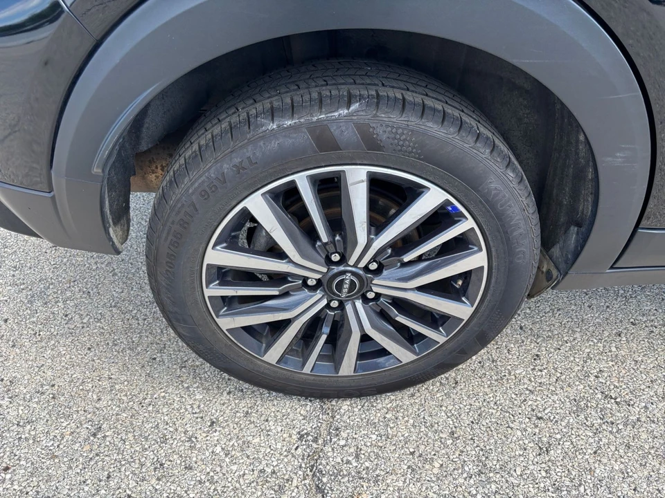 2024 Nissan Kicks - Image 29 of 31