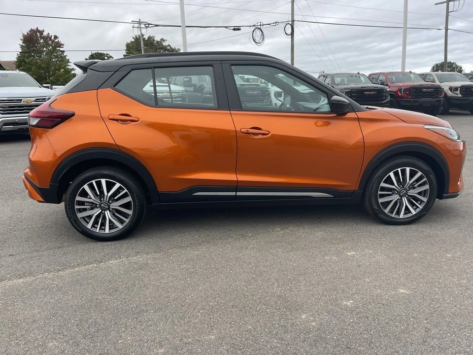 2024 Nissan Kicks - Image 6 of 12
