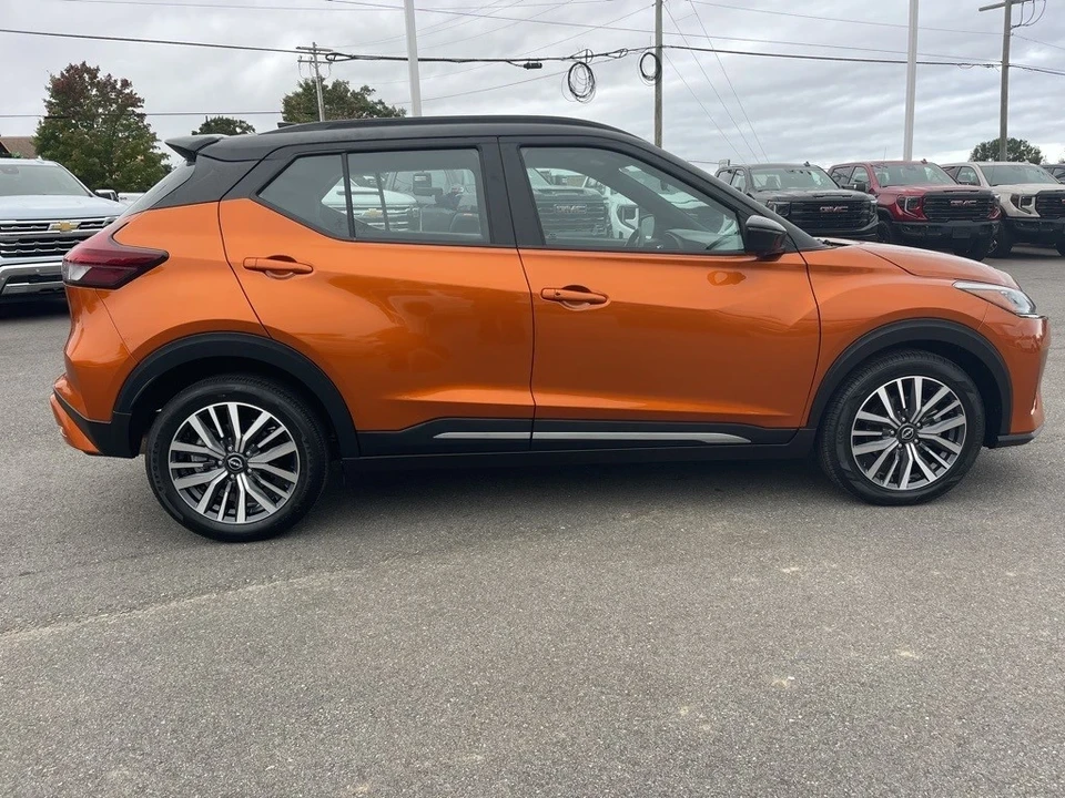 2024 Nissan Kicks - Image 6 of 12