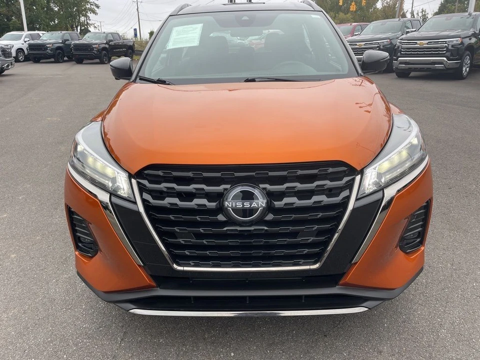 2024 Nissan Kicks - Image 8 of 12