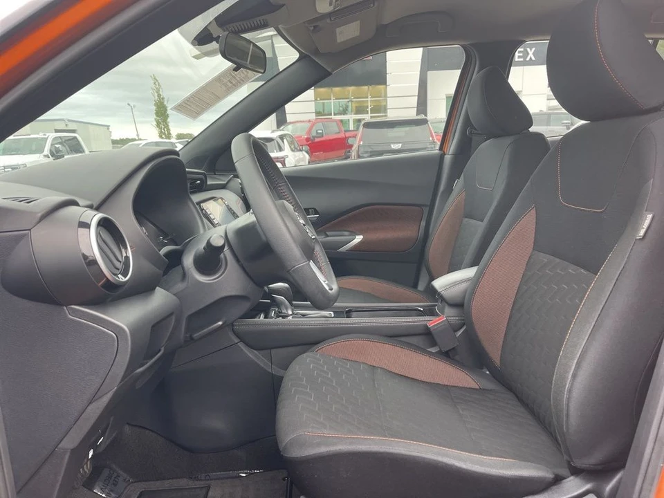 2024 Nissan Kicks - Image 9 of 12