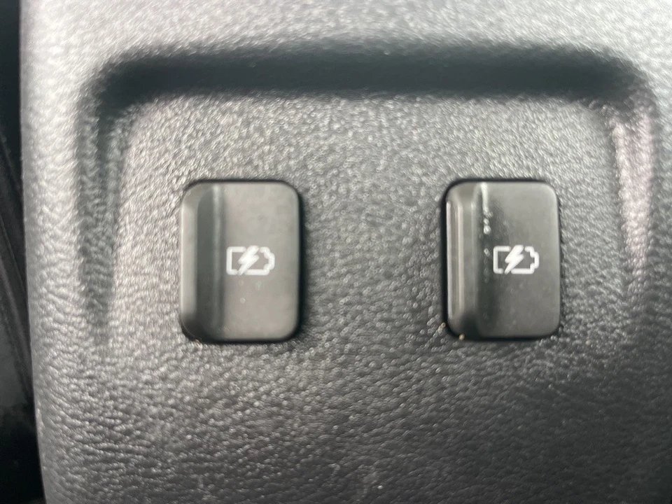 2024 Nissan Kicks - Image 10 of 12