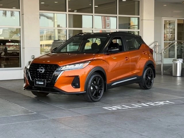 2024 Nissan Kicks - Image 2 of 12