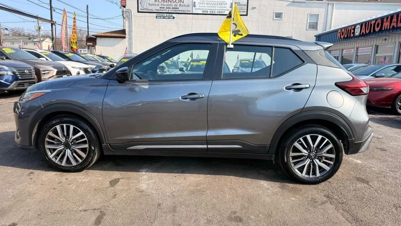 2024 Nissan Kicks - Image 10 of 12