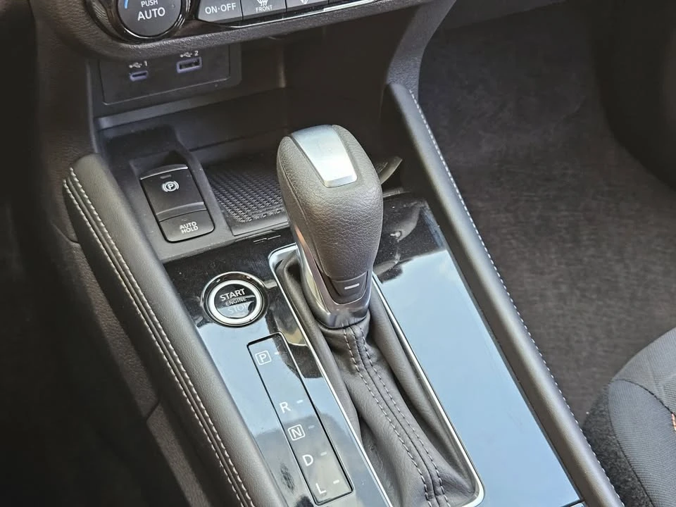 2024 Nissan Kicks - Image 10 of 14