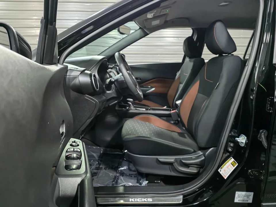 2024 Nissan Kicks - Image 13 of 21